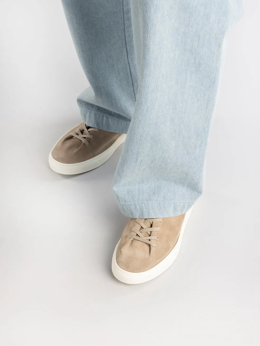 Sale Officine Creative LEGGERA 001 - Suede Low Top Sneakers TAUPE