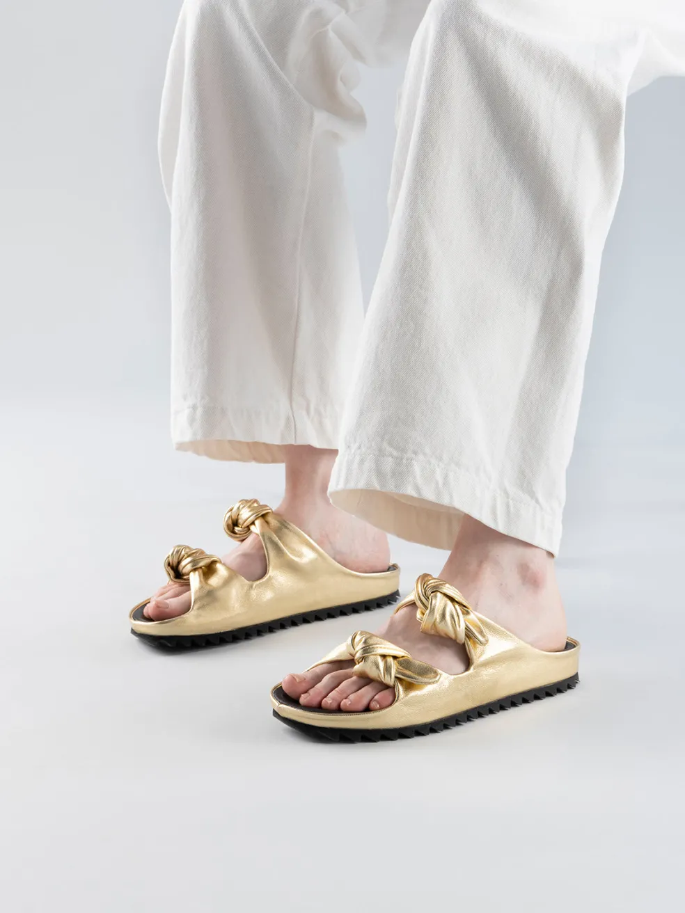 Sale Officine Creative PELAGIE 010 - Gold Leather Slide Sandals ORO